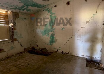 Stanza vuota - Villa CONTRADA COZZI SECCHI
 
SNC, Sciara - foto 10