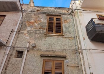 Edificio all\'aperto - Casa indipendente Casteldaccia - foto 1