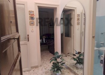 Hall / corridoio - Trilocale Via Re Federico
 
81, Palermo - foto 4