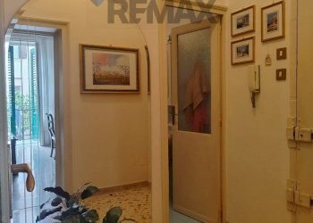 Hall / corridoio - Trilocale Via Re Federico
 
81, Palermo - foto 5