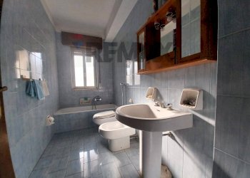 Bagno - Appartamento via Trani
 
59, Modica - foto 11