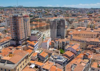 Edificio all\'aperto - Appartamento Via Luzzati 10/A
 
10/A, Sassari - foto 5