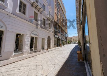 Edificio all\'aperto - Appartamento Via Luzzati 10/A
 
10/A, Sassari - foto 24