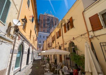 Edificio all\'aperto - Appartamento Via Luzzati 10/A
 
10/A, Sassari - foto 32