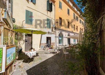 Edificio all\'aperto - Appartamento Via Luzzati 10/A
 
10/A, Sassari - foto 33