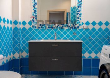 Bagno - Appartamento Via Luzzati 10/A
 
10/A, Sassari - foto 52