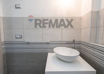Bagno - Appartamento Via Luzzati 10/A
 
10/A, Sassari - foto 61
