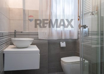 Bagno - Appartamento Via Luzzati 10/A
 
10/A, Sassari - foto 64