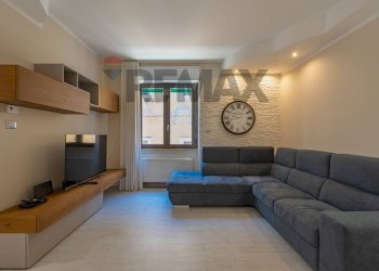 Soggiorno - Appartamento Via Luzzati 10/A
 
10/A, Sassari - foto 82