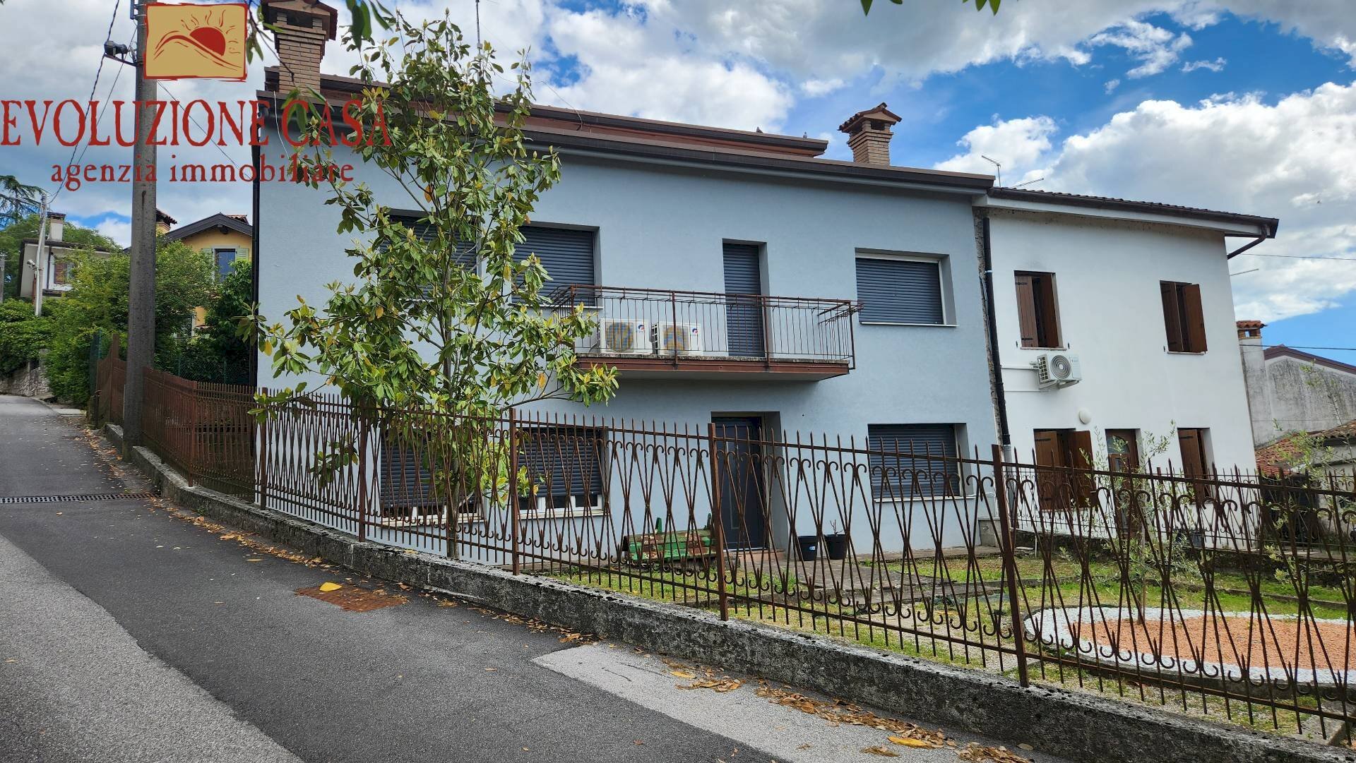 Foto 2 - Casa indipendente salita san michele
 
6, Sagrado - foto 2