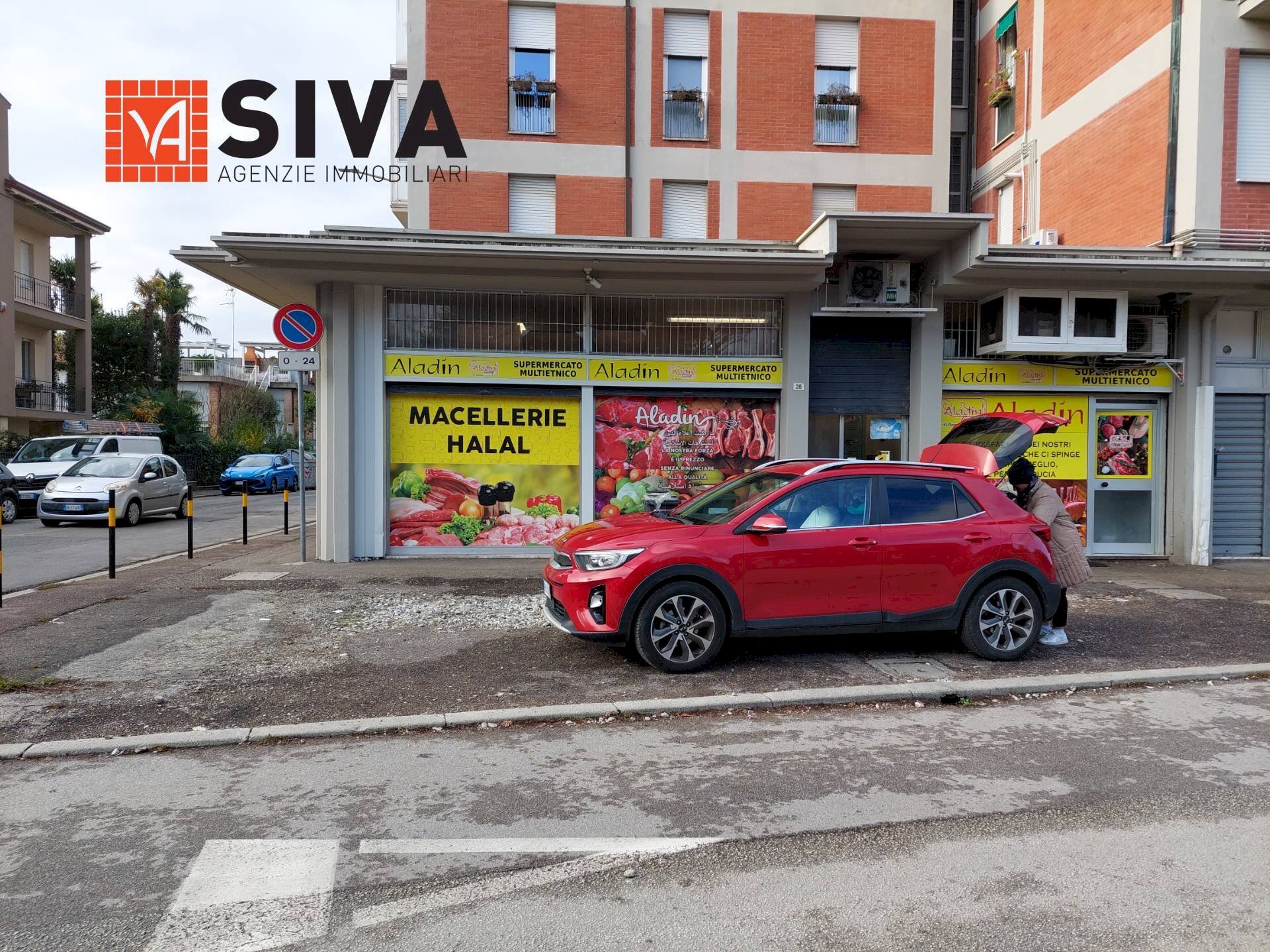Foto 2 - Locale Commerciale via narsete / via atalarico
20/26, Ravenna - foto 2