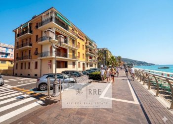 Foto 1 - Quadrilocale via Roma, Alassio - foto 1