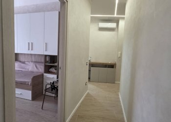 Foto 4 - Three-room apartment Via Bartolomeo Prignano
 
1, Salerno - photo 4