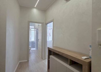Foto 6 - Three-room apartment Via Bartolomeo Prignano
 
1, Salerno - photo 6