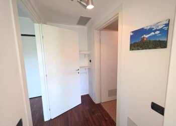Disimpegno - Two-room apartment via Melozzo da Forlì, Bologna - photo 12