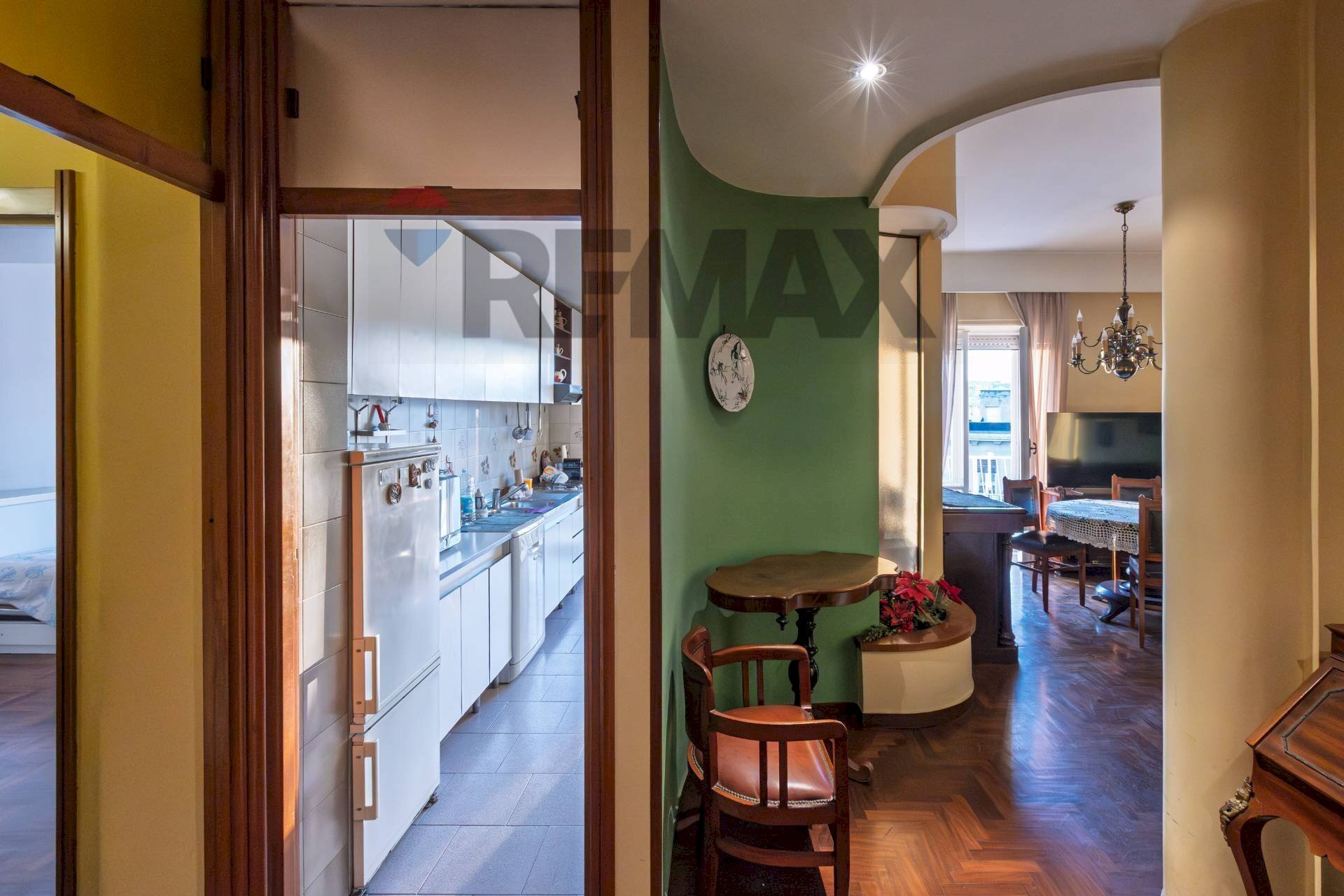 Hall / corridoio - Apartment via Scarlatti
 
211/E, Napoli - photo 3