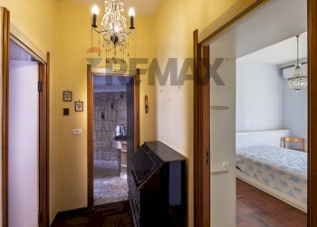 Hall / corridoio - Appartamento via Scarlatti
 
211/E, Napoli - foto 25