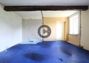 Camera da letto - Appartamento strada Trinità, 76, Gassino Torinese - foto 3
