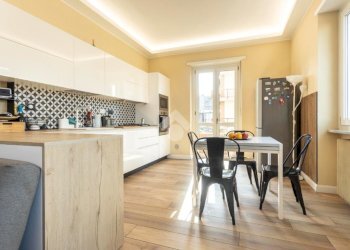 Quadrilocale Via Carlo Lorenzini, Torino (zona Borgo Vittoria) - foto 2