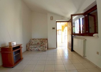 23 SOGGIORNO - Appartamento Via Margherita d'Austria 29, Abbateggio - foto 18