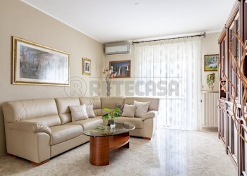 11 - Three-room apartment Via Sacerdote Giovanni di Leo 45, Bisceglie - photo 3