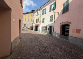 Shop Via Giuseppe Garibaldi, Carcare - photo 3