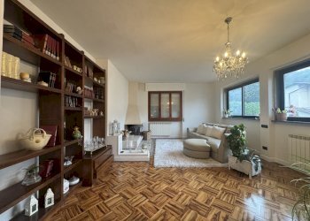 sala - Apartment via di Cavarzano, Vernio - photo 1