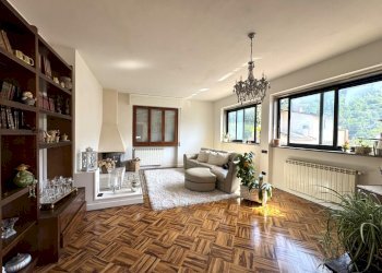 sala - Apartment via di Cavarzano, Vernio - photo 4