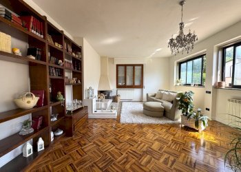 sala - Apartment via di Cavarzano, Vernio - photo 9