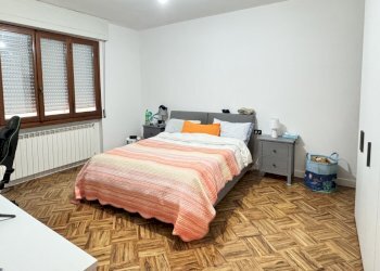 camera da letto - Apartment via di Cavarzano, Vernio - photo 13