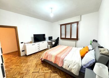 camera da letto - Apartment via di Cavarzano, Vernio - photo 14