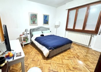 camera da letto - Apartment via di Cavarzano, Vernio - photo 15