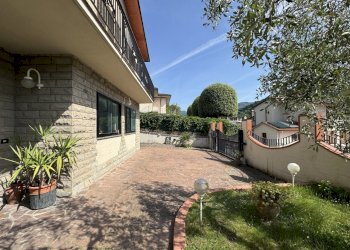 resede condominiale - Apartment via di Cavarzano, Vernio - photo 20