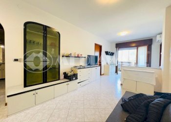 BS-135-RV_2.JPG - Quadrilocale Via Asti 28, Lignano Sabbiadoro - foto 1