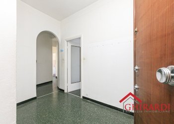 1.0 INGRESSO - Appartamento Via Antonio Sant'Elia 21, Genova (zona Sestri Ponente) - foto 2