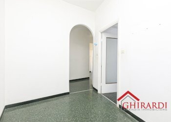 1.1 INGRESSO - Appartamento Via Antonio Sant'Elia 21, Genova (zona Sestri Ponente) - foto 3