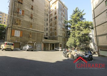 10.1 EDIFICIO - Appartamento Via Antonio Sant'Elia 21, Genova (zona Sestri Ponente) - foto 30
