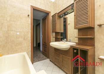 7.1 bagno - Appartamento Via Giuseppe de Notaris 4, Genova (zona Sestri Ponente) - foto 25
