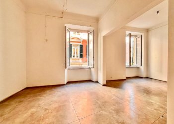 Apartment Via Biassa, La Spezia (neighborhood Centro Storico) - photo 8