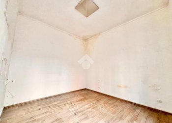 Apartment Via Biassa, La Spezia (neighborhood Centro Storico) - photo 20