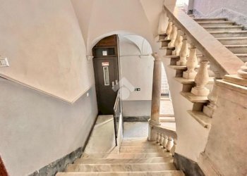 Apartment Via Biassa, La Spezia (neighborhood Centro Storico) - photo 24