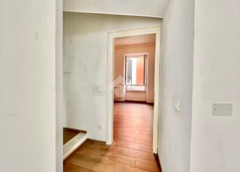 Apartment Via Biassa, La Spezia (neighborhood Centro Storico) - photo 34