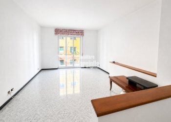 1d072ed2-f338-4ad1-8f1e-b9e52952cbf0 - Three-room apartment Via Martiri della Libertà 139, Sanremo - photo 1
