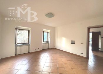 SALA - Three-room apartment Via del Camoglino 15, Avegno - photo 13