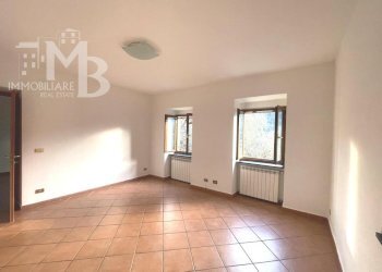 SALA - Three-room apartment Via del Camoglino 15, Avegno - photo 14