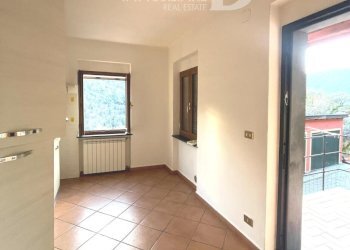 CUCINA INGRESSO - Three-room apartment Via del Camoglino 15, Avegno - photo 19