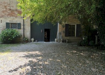 PT - esterni - porta ingresso - Porzione di casa Via Budrione Migliarina Parte Est 37, Carpi - foto 2