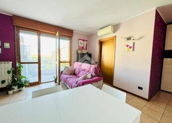 Two-room apartment Via Alessandro Volta, Rho - photo 5