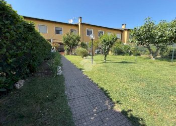 Villa a Schiera Via Salvo D'Acquisto, Paullo - foto 1