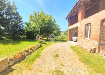 Semi-detached house Via Avolasca, Cerreto Grue - photo 3
